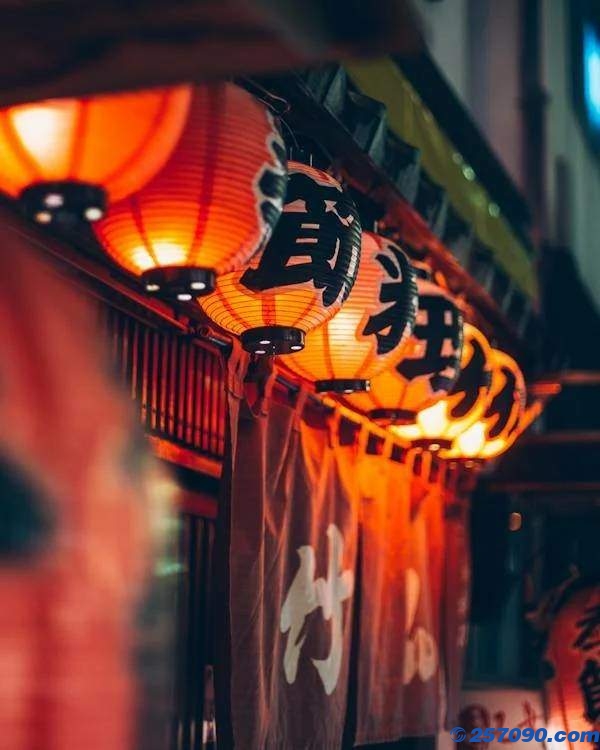 日本一餐馆拒中国人入内 中方回应：店铺已处于关门状态，目前正在进行处理